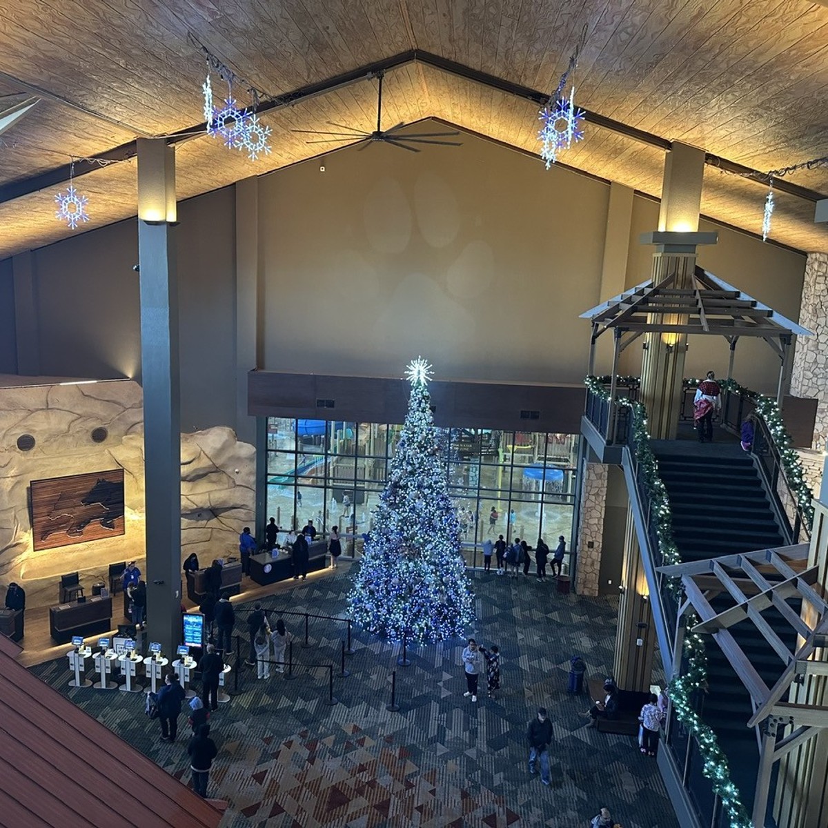 Grapevine Lobby